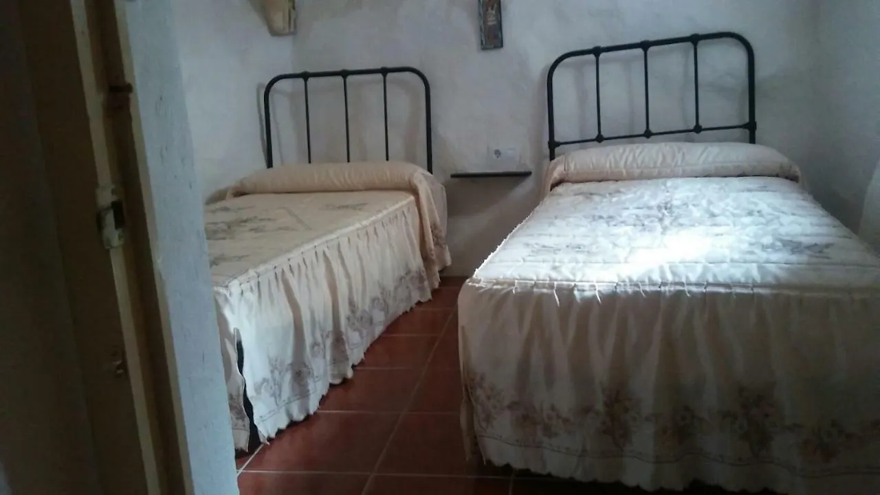 Hostal Cueva Rural La Noguera Pegalajar